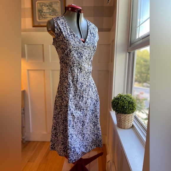 Vintage Cotton Blue Floral Women's Dress Size Medium - Picture 1 of 9